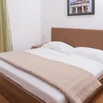 Apartamento Deluxe With Private Pool - 100m From The Sea