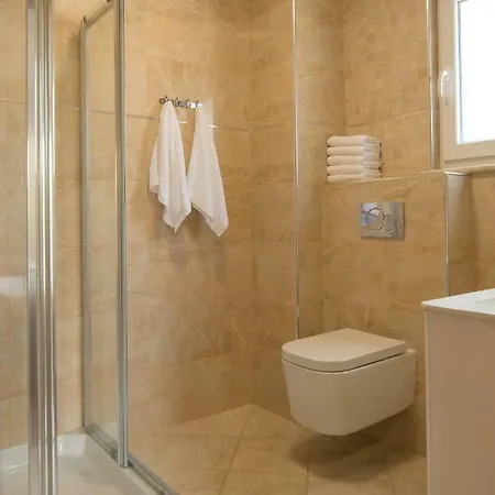 Deluxe With Private Pool - 100m From The Sea Apartamento *